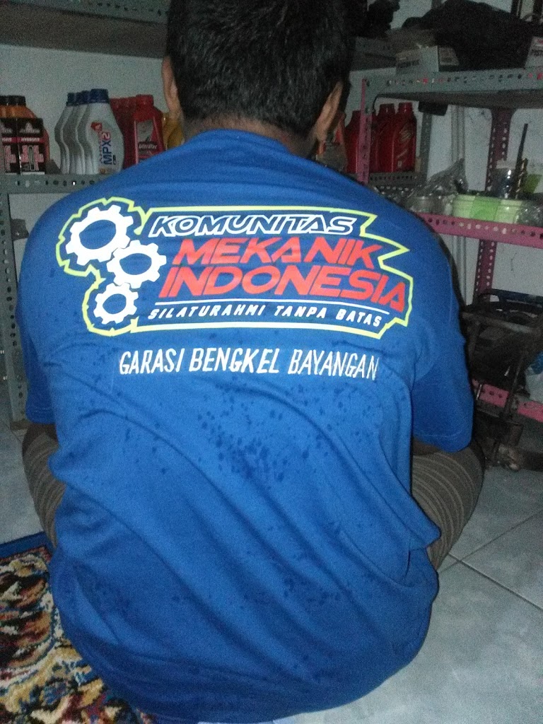 GARASI BENGKEL BAYANGAN
