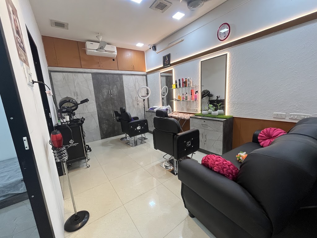Karur Beauty Studio Unisex