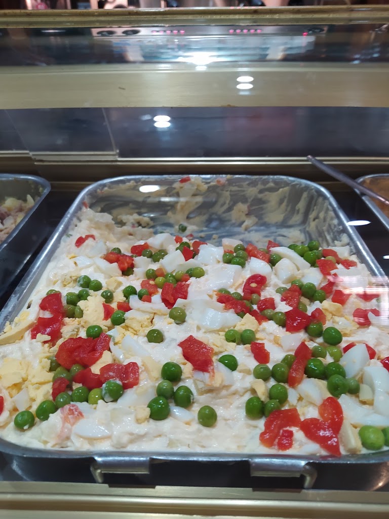 Cafe Bar La Campina — Comida y bebida