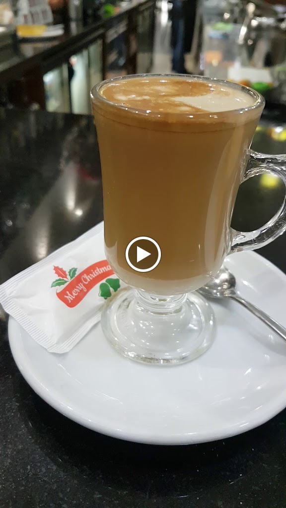 El Pilar...Cafe Bar — Videos