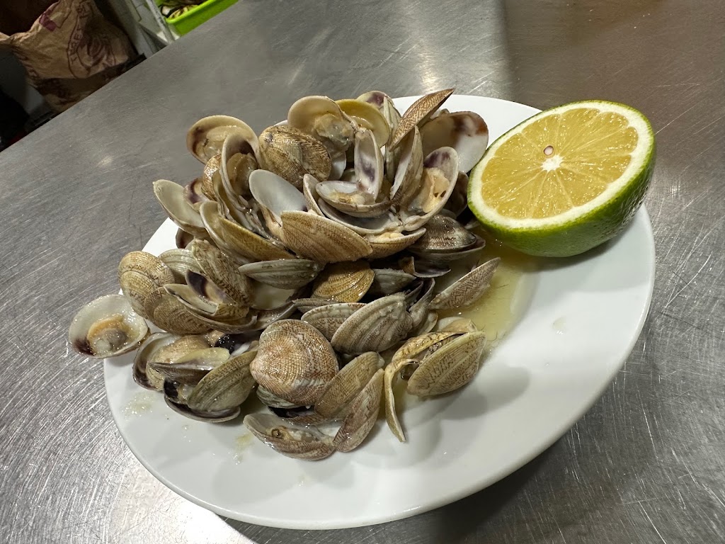 BAR PICOTEO — Comida y bebida