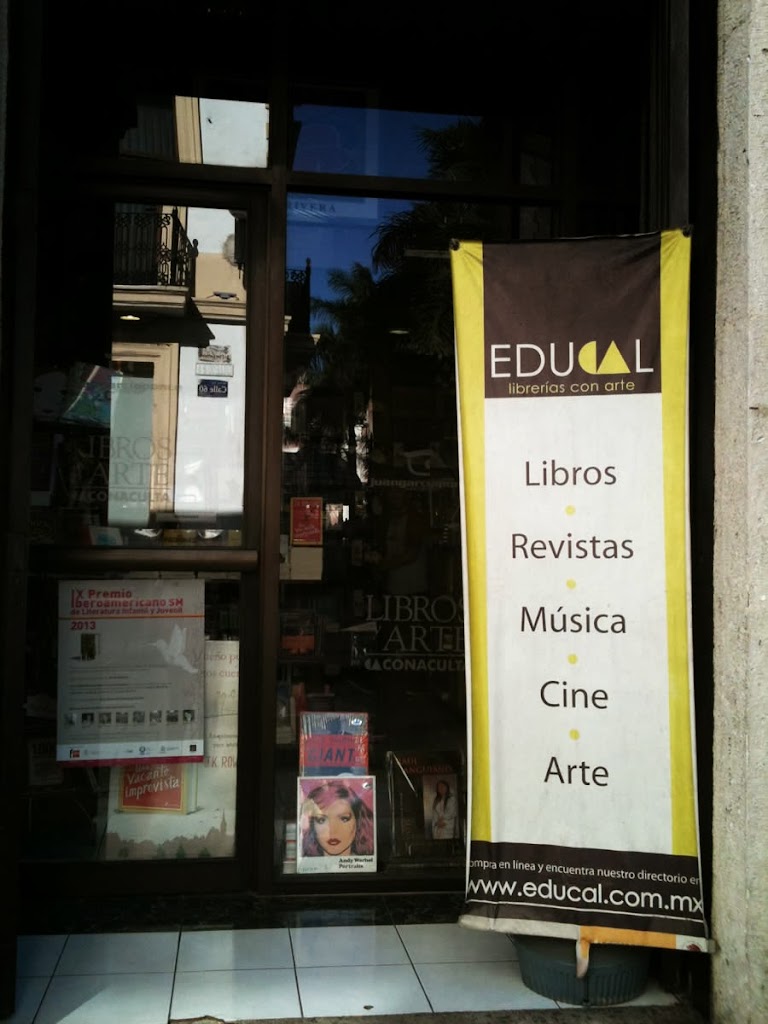 Libreria Educal Merida, Juan Garcia Ponce