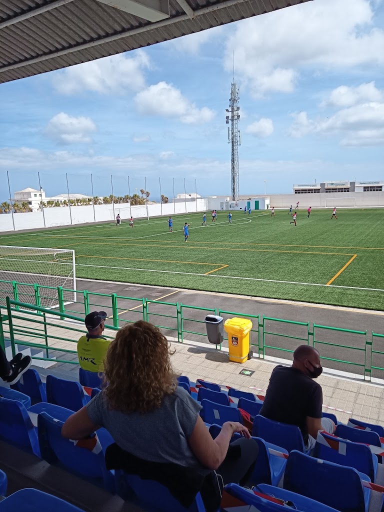 Campo de futbol municipal de Tias