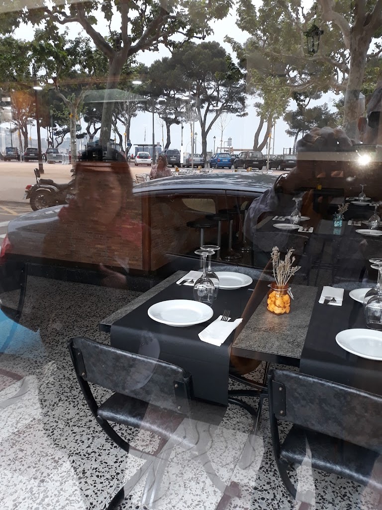 Passeig del Mar — Ambiente