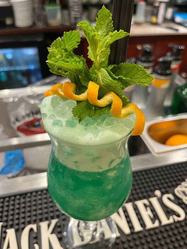 The New Orleans — Comida y bebida