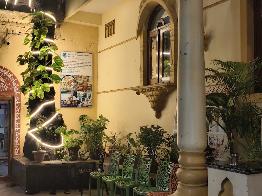 Hotel Shri Banke Bihari Palace