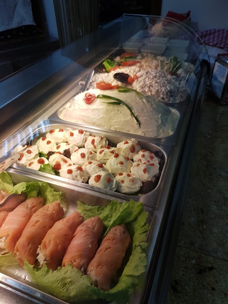 Taperia La Flamenka — Comida y bebida