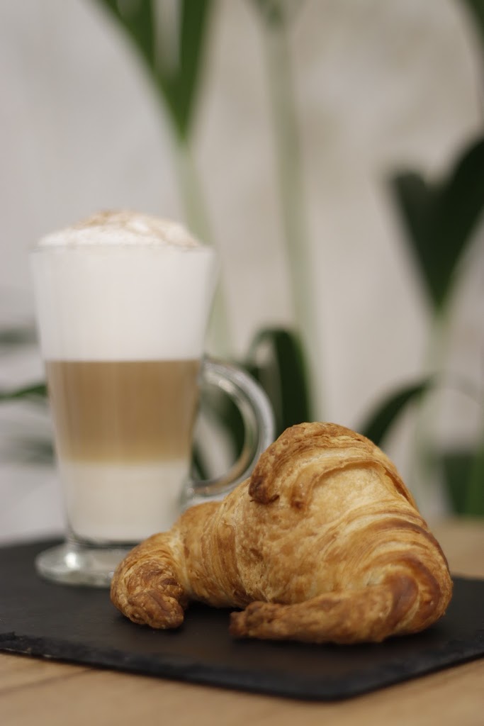Charo Cafe & Pastisseria — Cafe