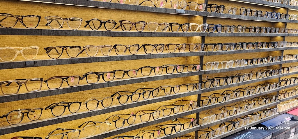Vimal Opticals Best Opticians In Bhavnagar Best Optical Shop In Bhavnagar Best Eye Care Centre In Bhavnagar