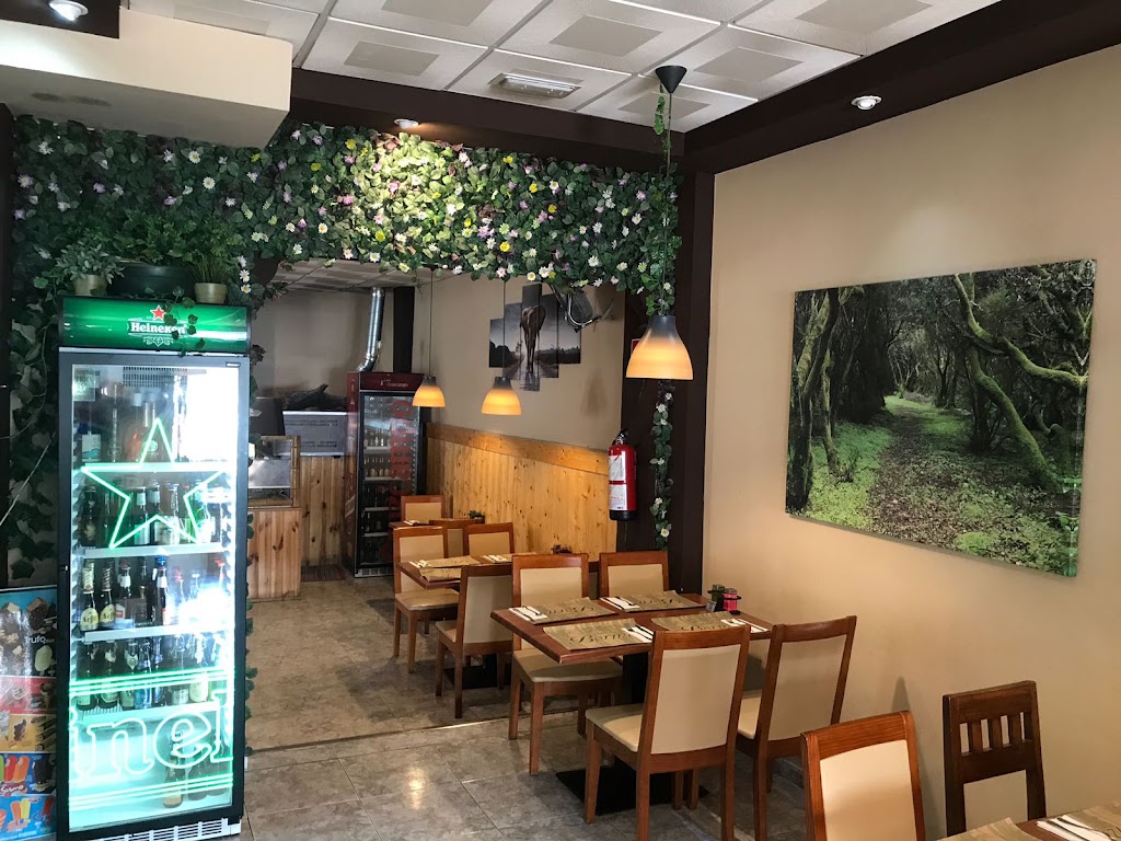 bormeo pizzeria grill — Ambiente