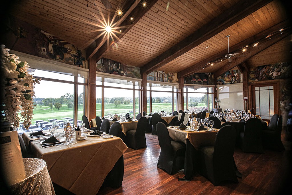 Rockway Vineyards Restaurant: Windows on Rockway
