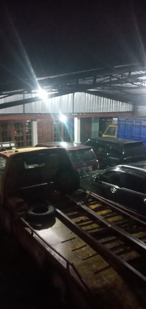 Bengkel Mobil Viki Jaya Motor Garage