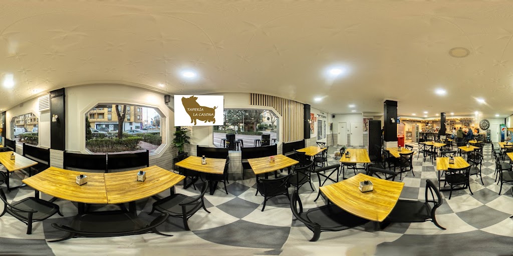 La Casona Churreria-Cerveceria — Ambiente