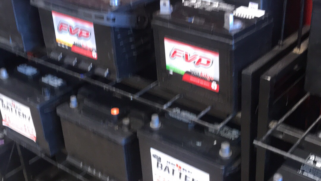 Car battery store in Madera
