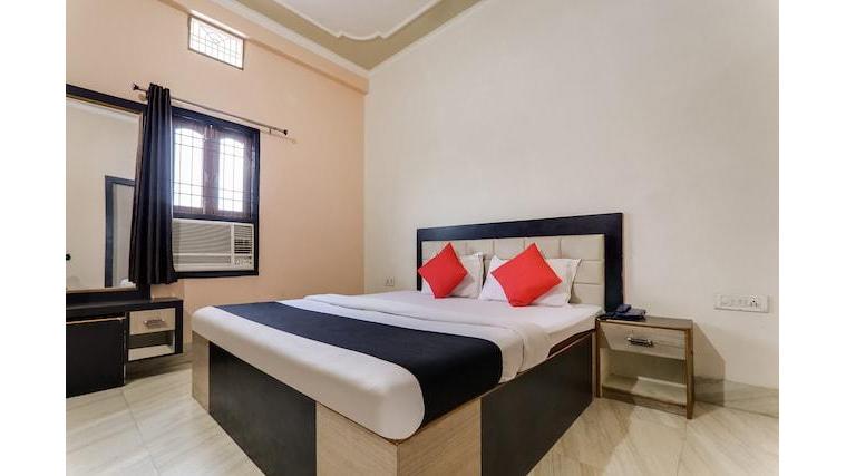 Capital O 49757 Hotel Surya International