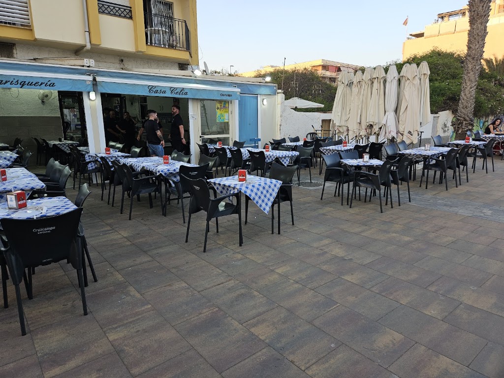 Freiduria Casa Celia — Ambiente