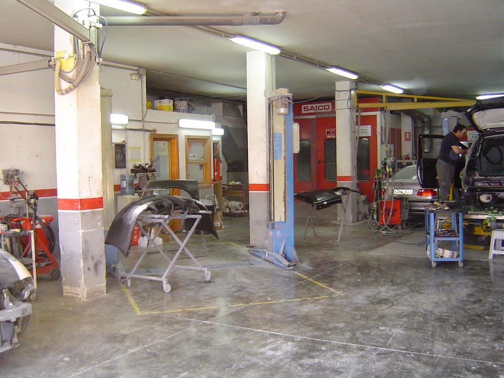 Xapa I Pintura Alcudia — Interior