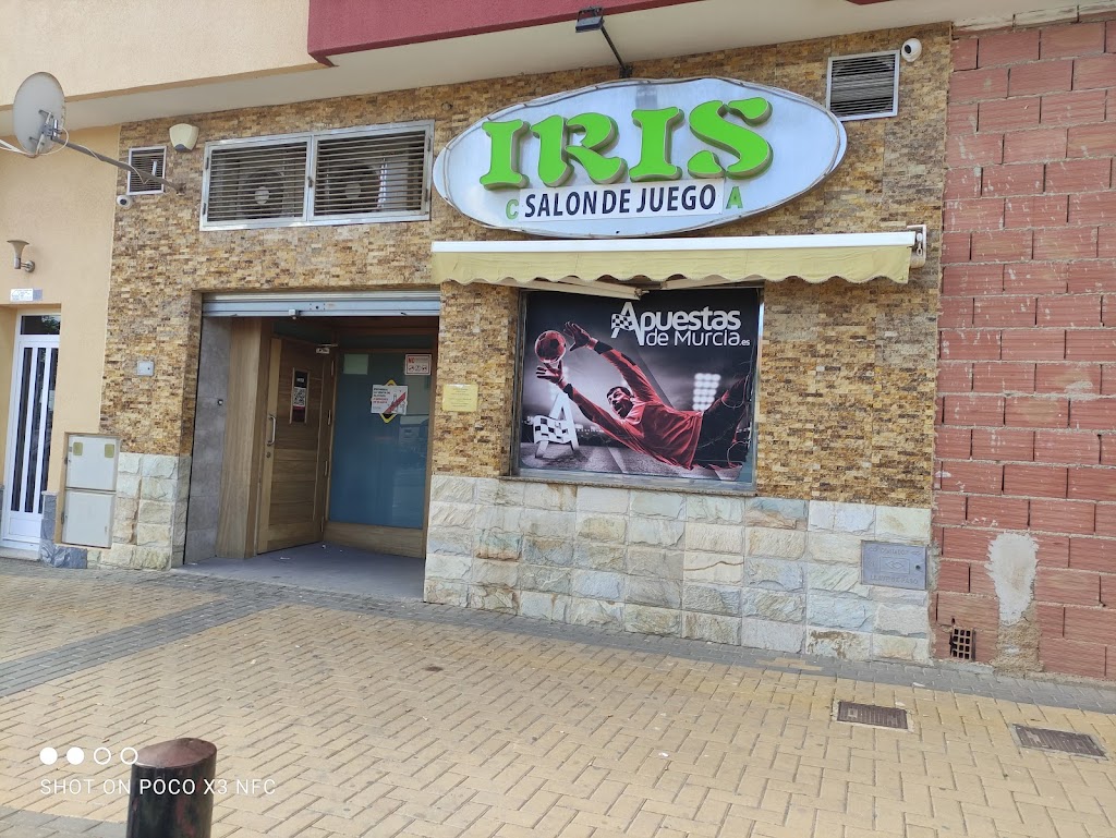 Apuestas de Murcia, Salon Iris