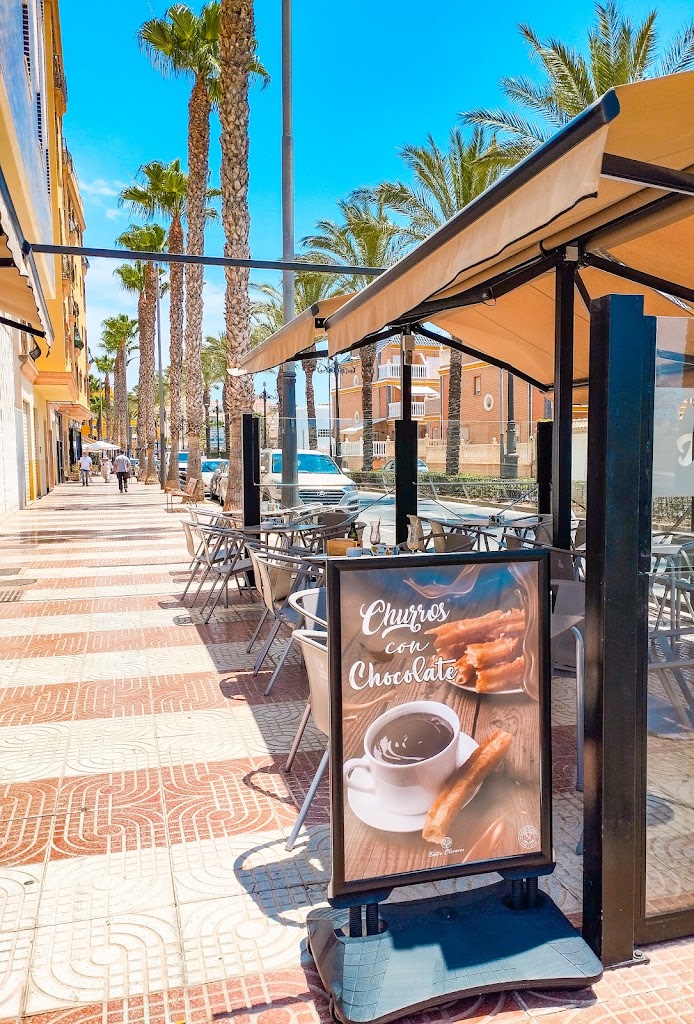 Entre Olivares Cafeteria — Cafe