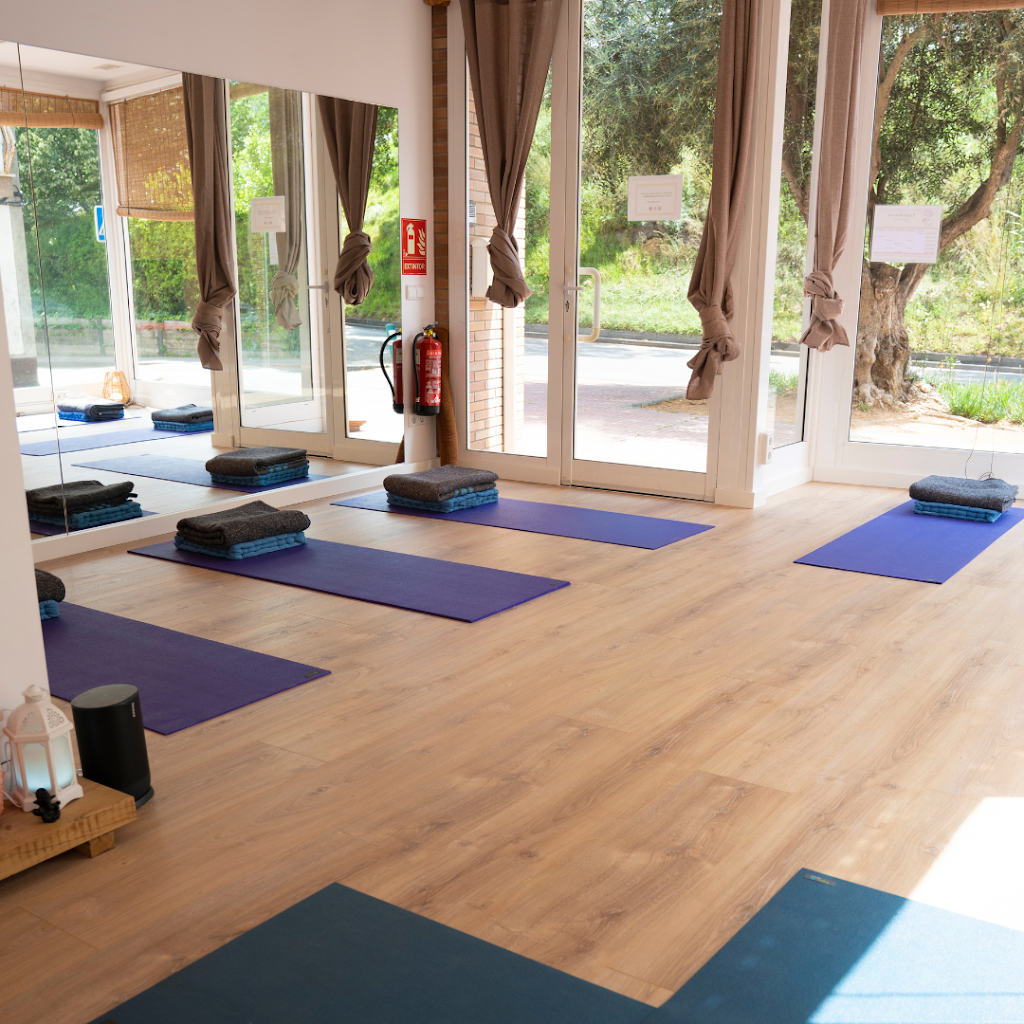 Ananda - Espai de Ioga i Dansa