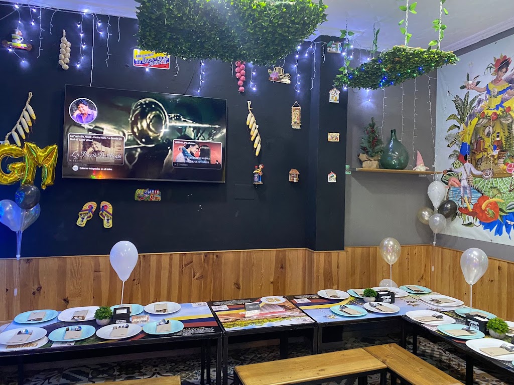 RESTAURANTE SABORES DE MI TIERRA — Ambiente