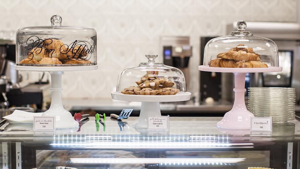 Photo of Le Petit Cafe Fleuri