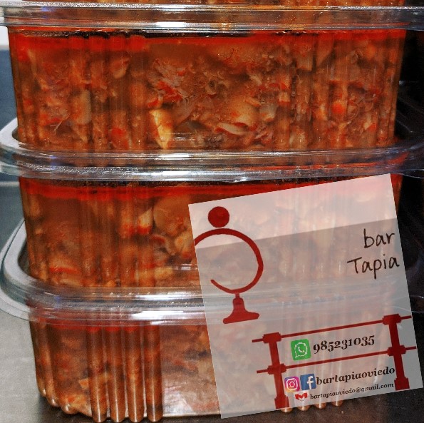 Bar Tapia — Comida y bebida