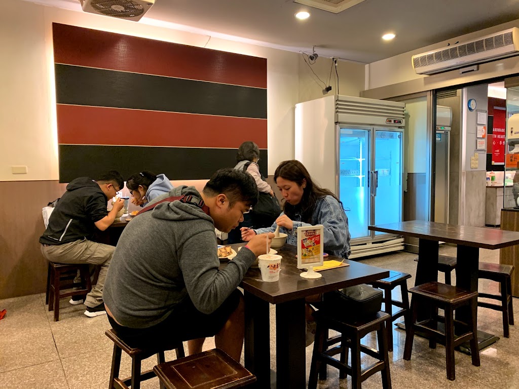 八方雲集 頭份建國店 的照片