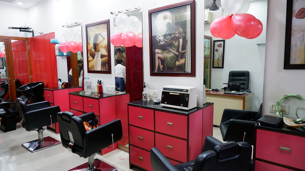 Floral Plus Beauty Salon And Academy