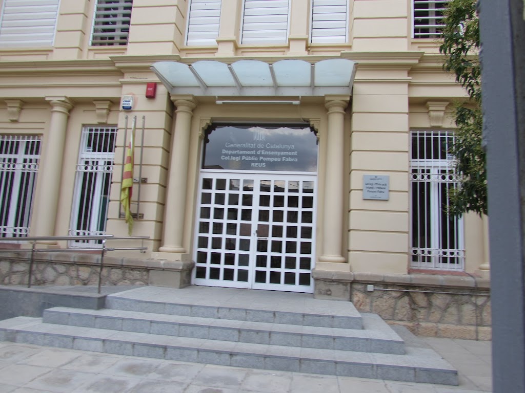 Escola Publica Pompeu Fabra