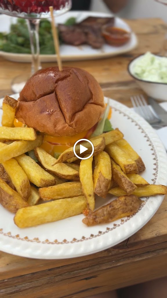 Chic Fusion Food Ibiza — Videos