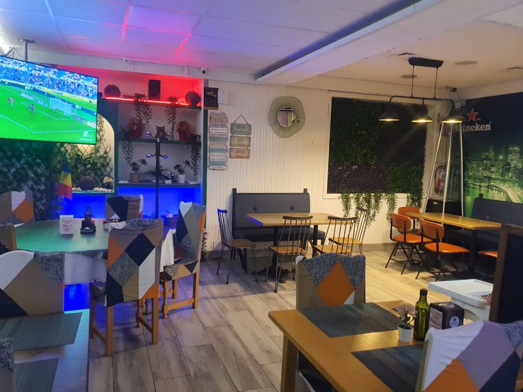Restaurante Botosani (Moreda) — Ambiente
