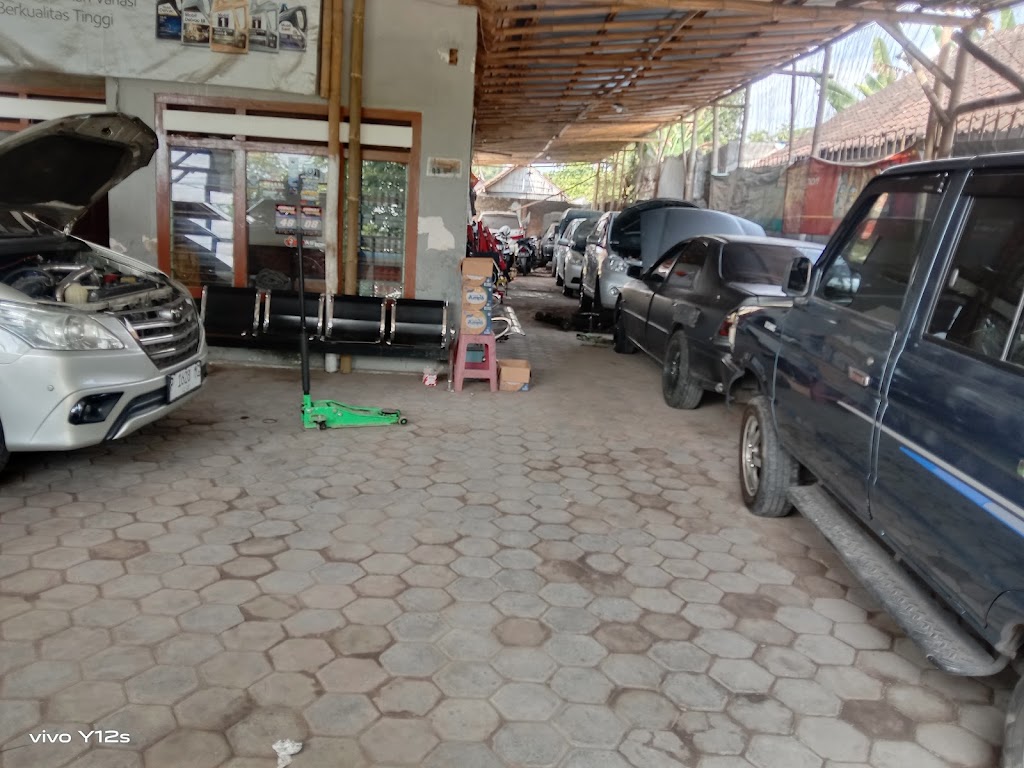 Freelance Bengkel Ndeso - Mas Zucky (Bengkel Mobil Spesialis Injection)