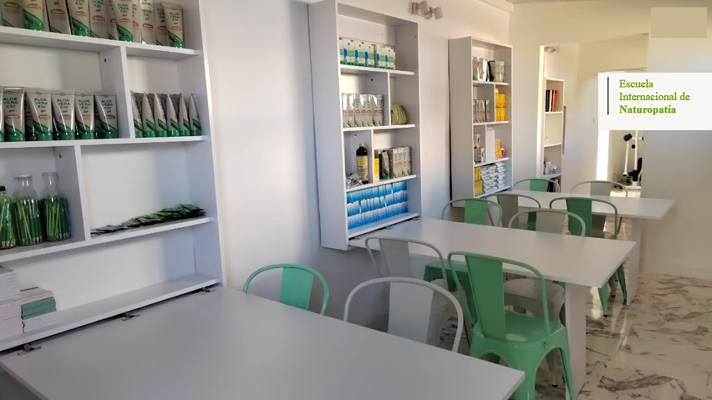 ESCUELA INTERNACIONAL DE NATUROPATIA