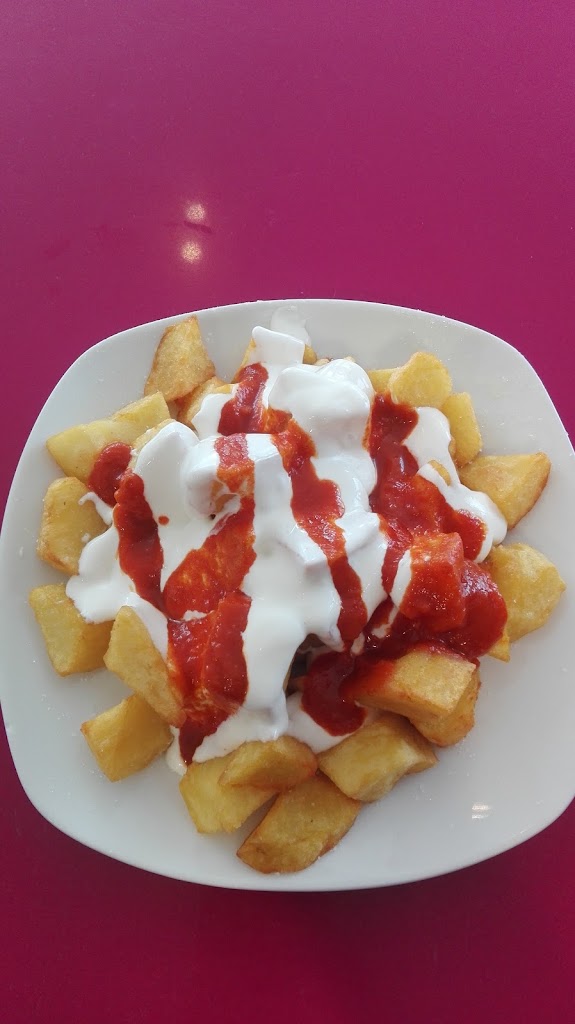 Bar del Mercat La Sinia — Comida y bebida