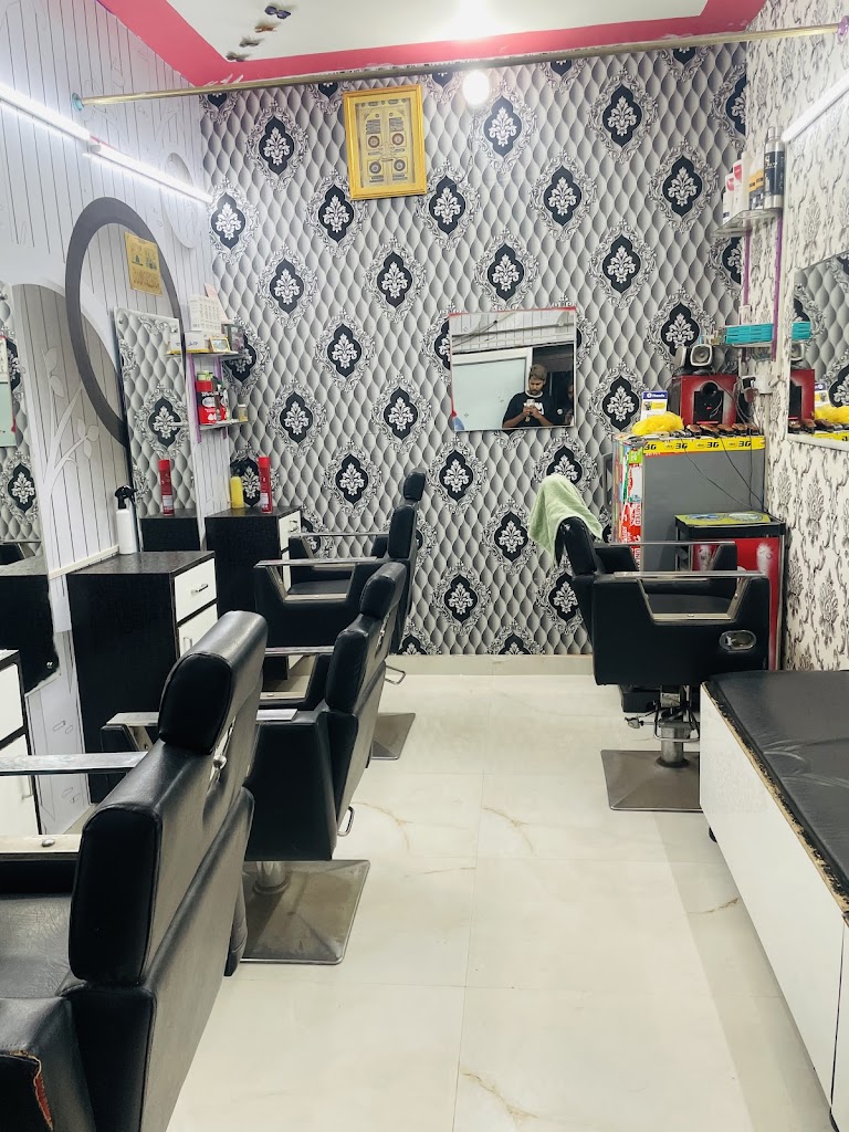 Heena Man Salon