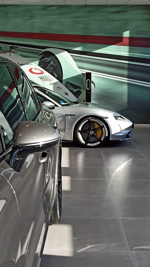 Centro Porsche Sant Cugat — Todas