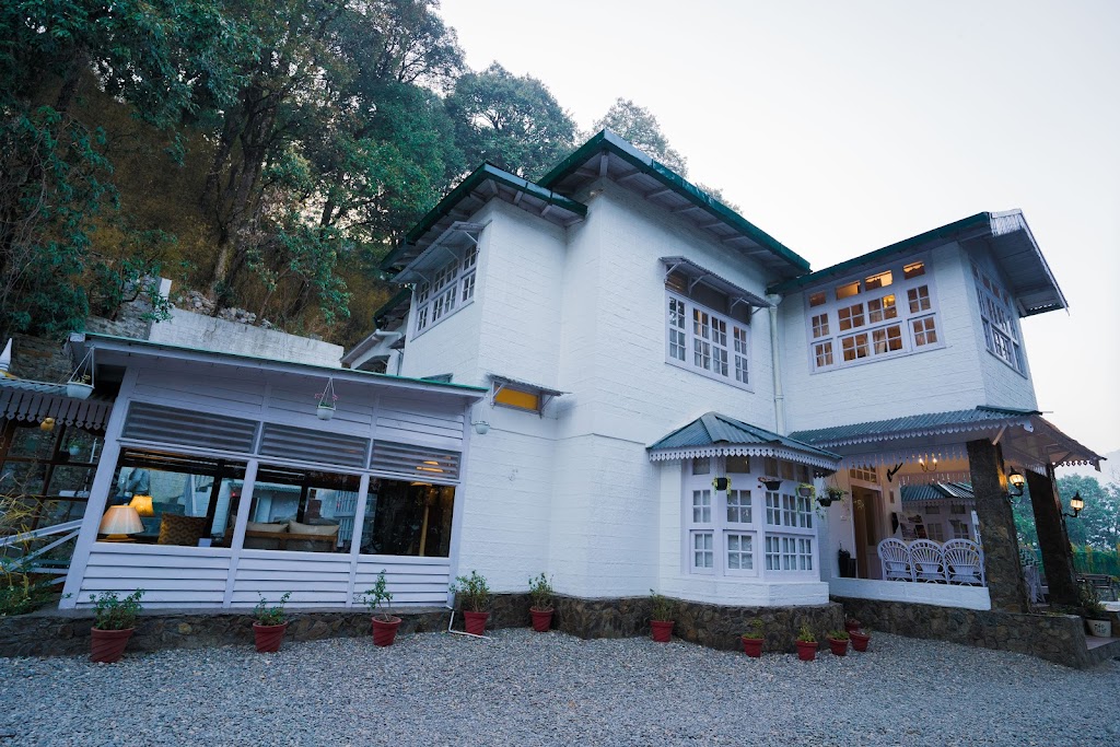 Bhikampur Lodge By Howard
