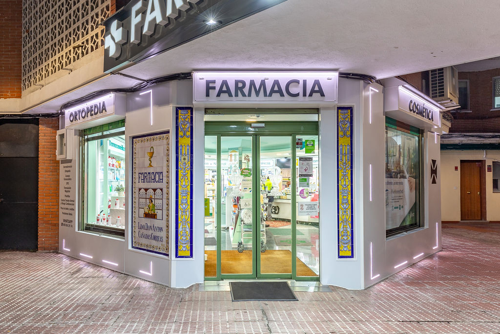 Farmacia Anton Canadas Parafarmacia y Ortopedia Empecinado 64 — Del propietario