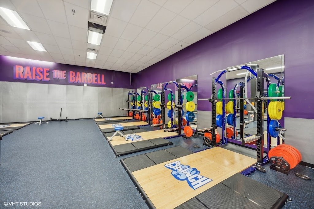  Crunch Fitness - Taylors