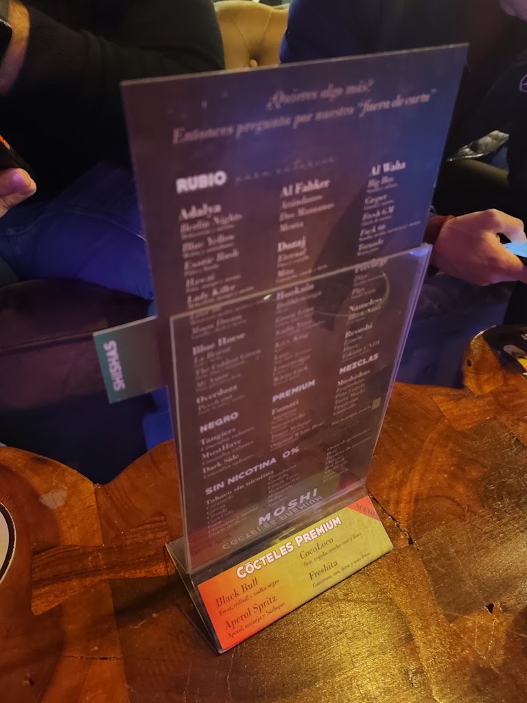 Moshi Lounge — Carta