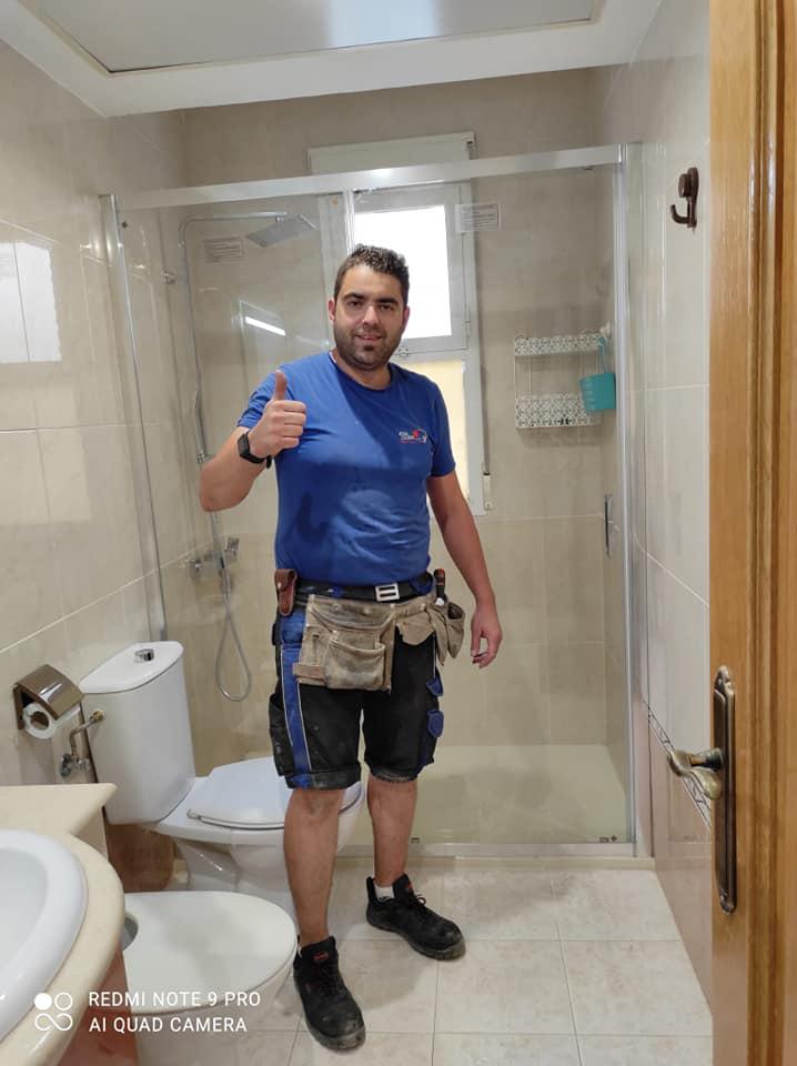 Jesus Escobar Instalaciones — Cuarto de bano