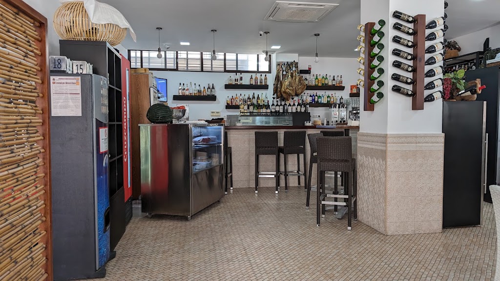 Cerveceria Restaurante La Pergola — Ambiente
