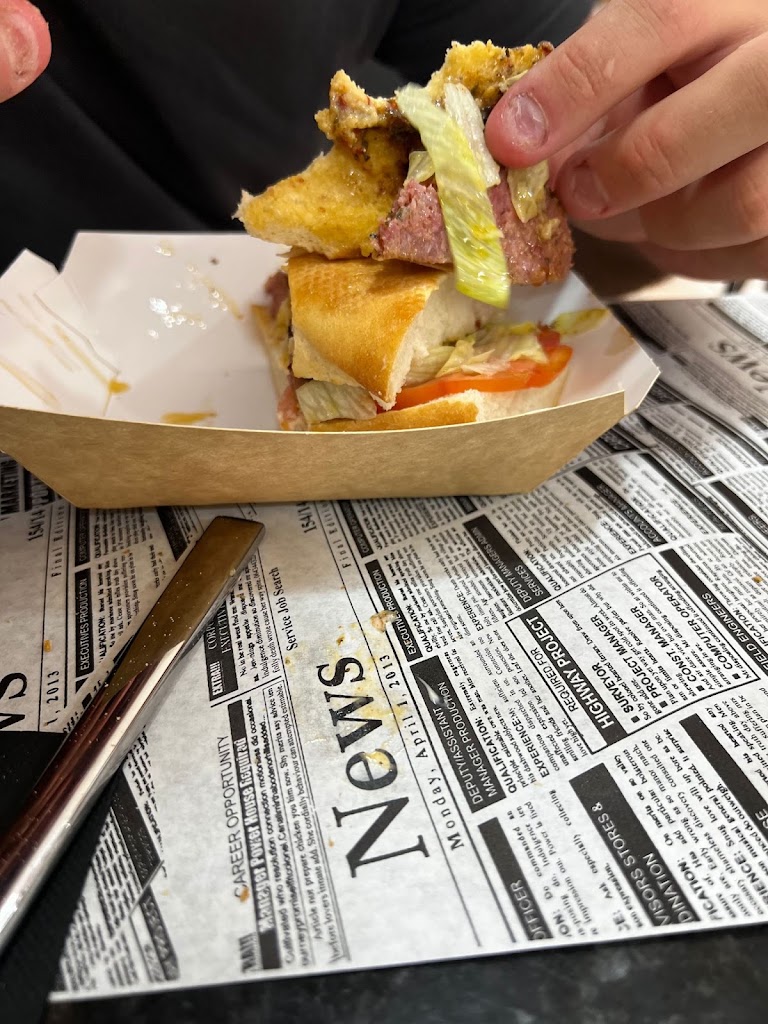 Mister j Chicken — Del propietario