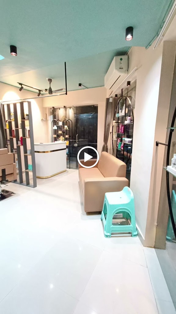 Mubzz Makeover Studio Academy