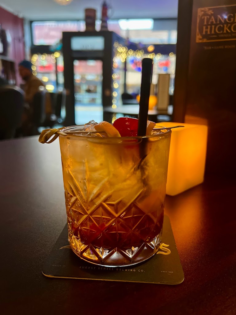  Tangled Hickory - Full Bar - Food - Game Room