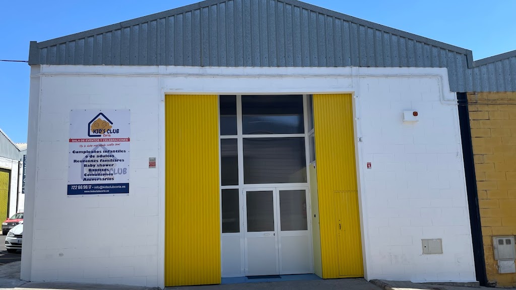Kids Club Coria (parque de bolas)