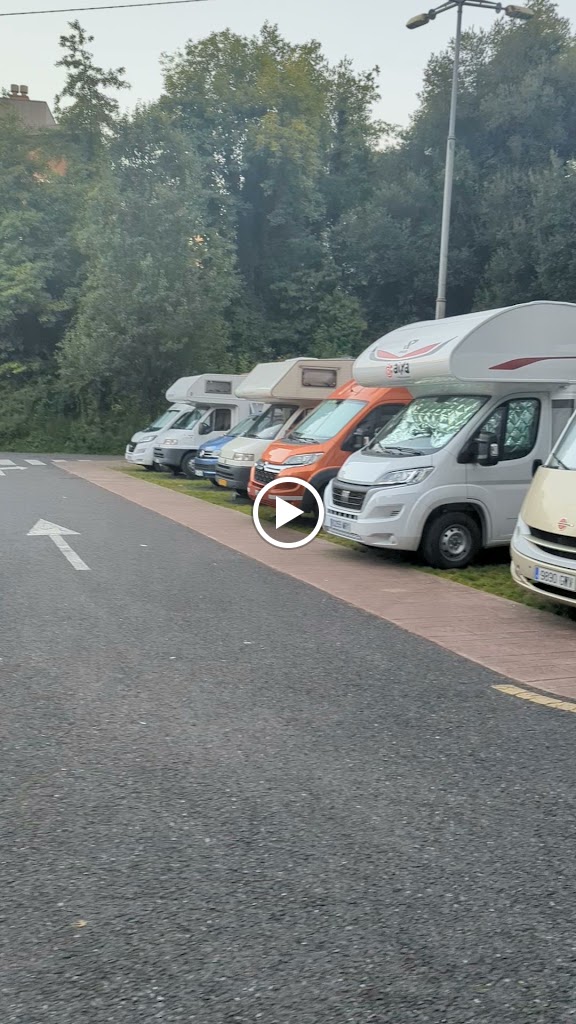 Parking Autocaravanas San Sebastian — Videos