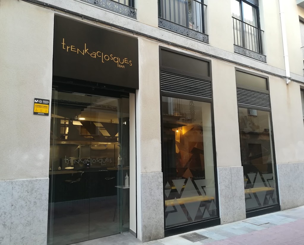 Trenkaclosques bar