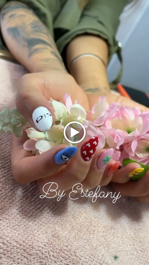 Tifany centro de estetica — Videos